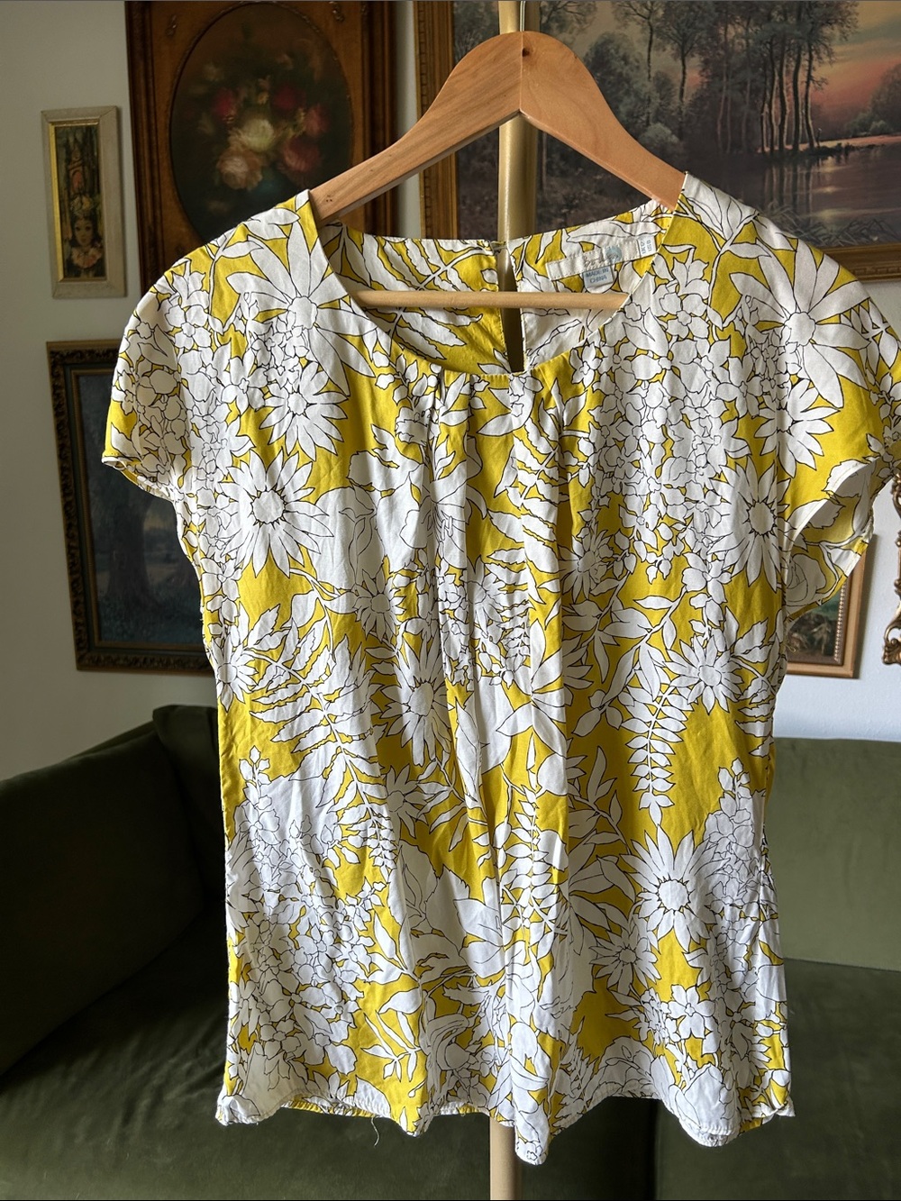 Boden White and Yellow Floral Short Sleeve Top